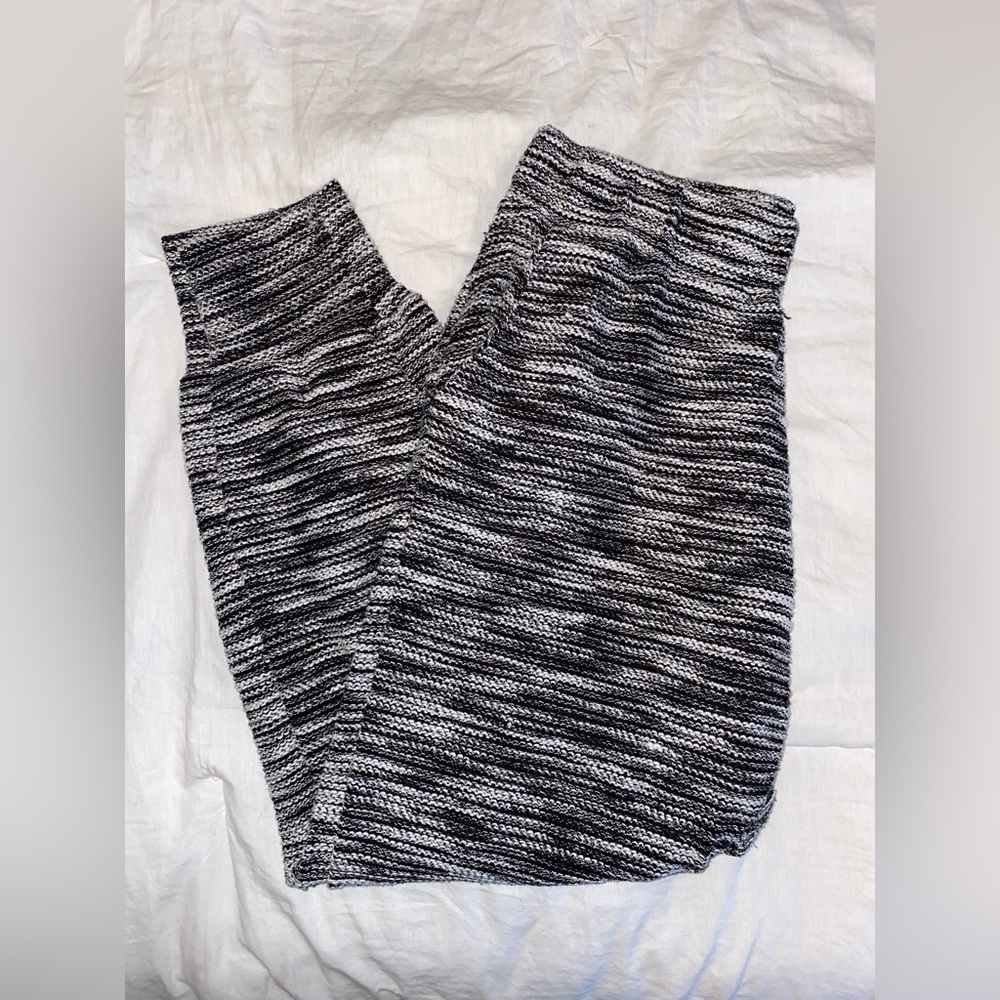 Lily White Fashion Jogger (size L)